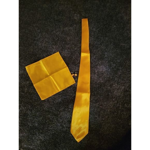 Yellow Fashion Necktie Set New - Picture 3 of 4
